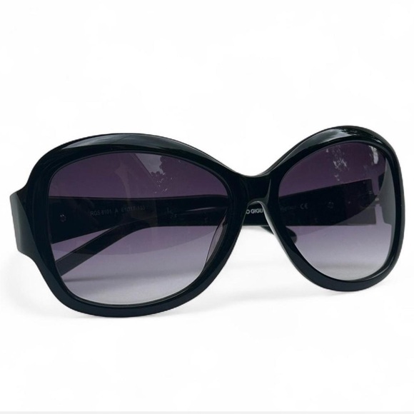Romeo Gigli Accessories - YTK Romeo Gigli Italian designer sunglasses Black Butterfly